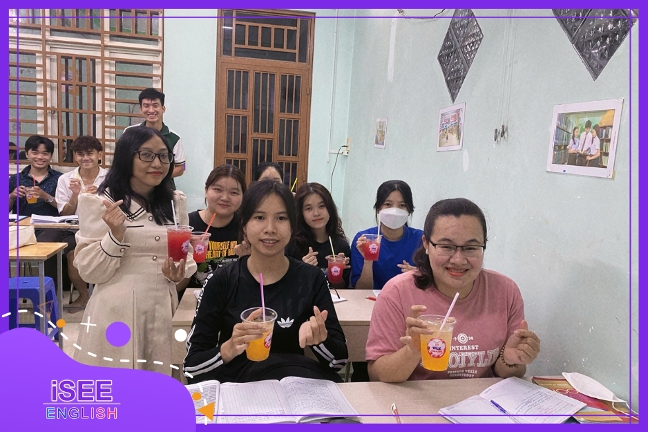 8/3 QUA ISEE NHẬN QUÀ